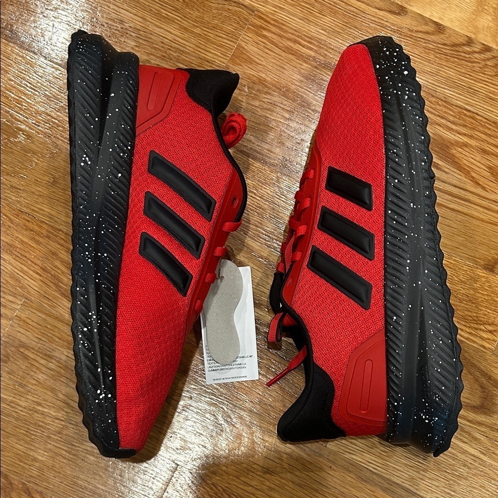 Adidas Bold Red and Black Athletic running Shoes sneakers 7.5 men’s / 9 women’s